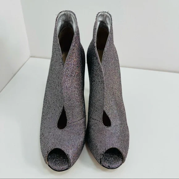 Gianvito Rossi peep toe designer heels - Picture 7 of 12